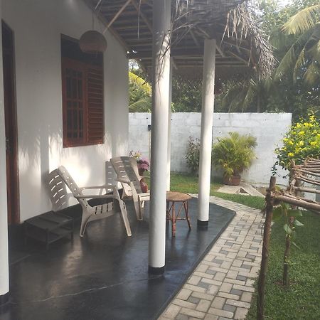 Mamba Otel Tangalle Dış mekan fotoğraf