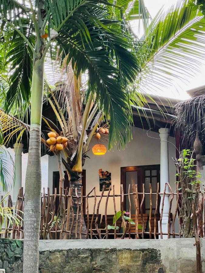 Mamba Otel Tangalle Dış mekan fotoğraf