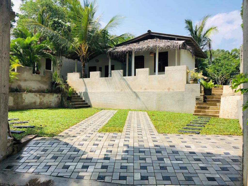 Mamba Otel Tangalle Dış mekan fotoğraf