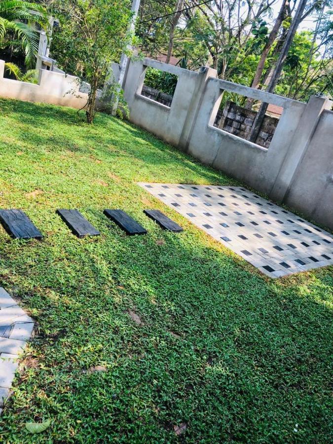 Mamba Otel Tangalle Dış mekan fotoğraf