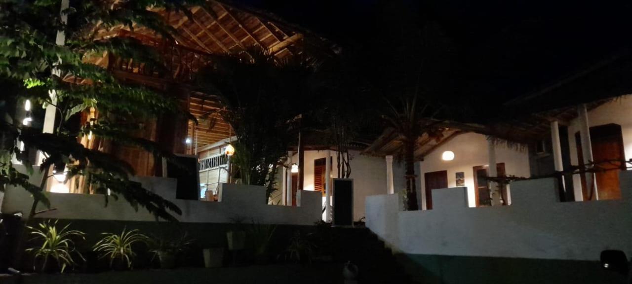 Mamba Otel Tangalle Dış mekan fotoğraf